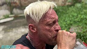 vem amor, acorda estou com vontade de dar meu rabo pra voce