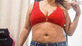 fui atender f� no motel sem calcinha e ele acabou deixando gravar t� esperando novos encontros pois quero foder mais - trailer