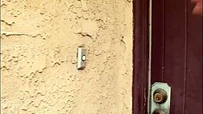 Pregnant babe gets double penetration and cumshot?