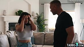 שרה הערבייה אומרת חייבת לזיין כדי להציל את המוניטין