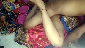 चुदाई के लिए टडप रही पडोसन कि डाॅगी स्टाईल चुदाई एक रात के लिए पडोसन ने बनाया पती