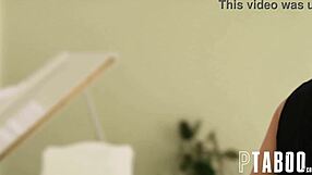 Cheerleader Spencer Scott Sucks Apollo Banks