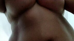 Grandes Peitos Naturais Pulando in Closeup, See This Hot Brazilian Amateur Homemade Clip