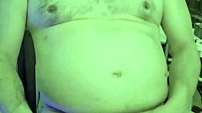 ezsosa update 33, flashing curvy body in bedroom, so crazy 😜