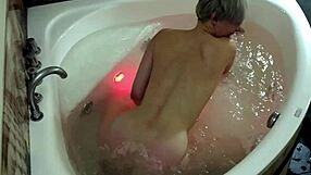 i shaved my hairy pussy and armpits