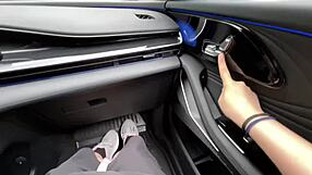 Jaz in moja ruska punca snemava domačo porno z veliko pogovora in zgodbo, ampak sem malo zjebal zaplet.