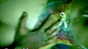 Jebanje mlade punce po karnevalu v javnem wc-ju