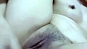 Intense amateur masturbation squirt