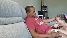 امرأة BBW تقضي 2 مايو مع أصدقاء وعائلة في يوميات ساخنة