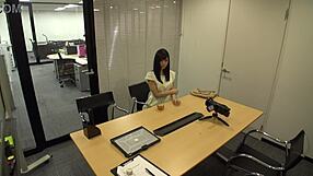 Hey, Watch This Cute Teen In Her First Fake Idol Audition?