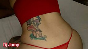 mamãe noel barbara lioness rides papai noel after quarantine boredom