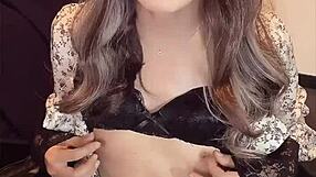 個撮ワンピースのお姉さん女装が静かにオナニーする動画