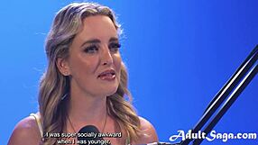 Soy Charlie Forde, sensación rubia australiana, sintiéndome sexy y sola en este viaje emocional