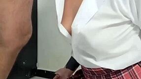 Chica Virgen En Casting Porno - Real Amateur Sucking Husband's Penis Of Friend