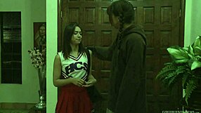 Amber Chase Seduces Sara Luvv with Cunilingus