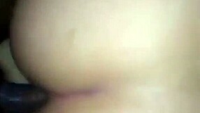 Culona Catracha Shows Off Big Ass