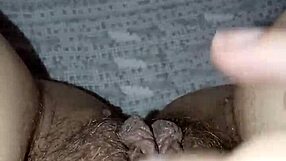 Una Milf Con La Fica Peloso E Aperta