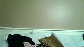 maxine x fucks bbc dildo