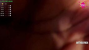 Anthonelladoll rides vibrator with big ass