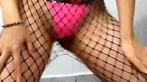 Sexy Babe with Big Tits and Ass Dances Salto in POV View with Boobs Bouncing