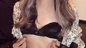 個撮ワンピースのお姉さん女装が静かにオナニーする動画