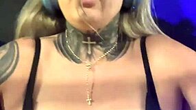 Training at the gym on Avenida Paulista, I went crazy with desire as sweat dripped down my legs to my soaked wet pussy.