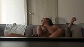 orgasm while they eat my pussy -amateur couple- nysdel