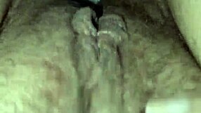 Una Milf Con La Fica Peloso E Aperta