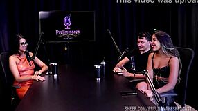 Melhores momentos da casal Kaliente no preliminares podcast com Bia Hot - parte 2 watch on sheer red