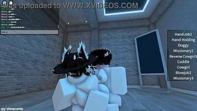 Chicas traviesas se divierten en roblox jeje~~