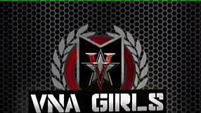 Sophie dee likes to play with her dildo oily tits 😏