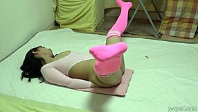 Sara Uruki's super high cut leotard contrasts with her boobs rubbing