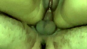 NOVINHA LETS HIM CUM IN HER ASS HARD