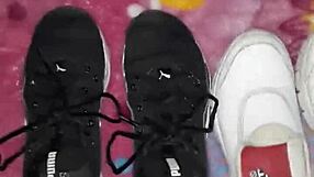 uh, i just had this wild cumshot all over some feet in tenis...