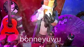 Bartender pays Bonney for dildo sucking.