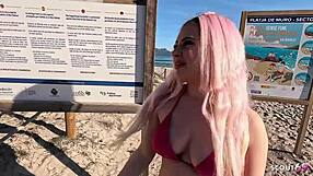Risky beach anal with Maria Gail 😏