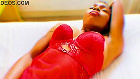 Ebony kiki fingers wet petite pussy in masturbation session