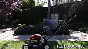 Amateur babe licks pussy in group roleplay fantasy