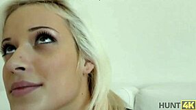 Genie offers oral and pussy for cash reward