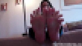 Will You Worship My Sexy Size 6 Feet? Pamper Them