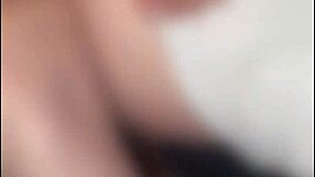 Pelacur Murahan Memek Basah Dikongkek Penghinaan