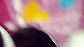 uh, i just had this wild cumshot all over some feet in tenis...