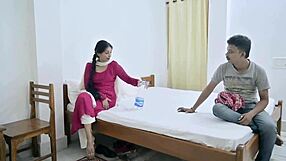 Indian bhabhi fucks ex-boyfriend in hotel