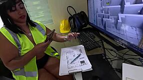 Imagining workers fucking her huge hairy pussy