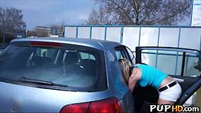 فتاة 18+ ساخنة تنيكها في العلن تريسي أندرسون وااو