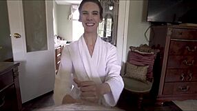 Friends hot mom Alora Jaymes craves cash for dirty favors