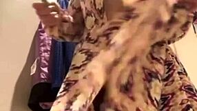 bbw gives blowjob in public