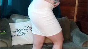 brasileira sensual safada provoca web enquanto fuma - completo no red, heels blowjob shoes toys brazilian redhead portuguese amateurs fetish horny