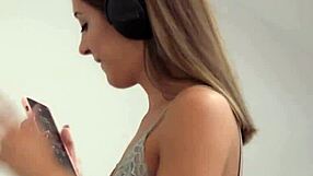 hey, those naughty stepsisters carolina abril and tiffany tatum get busy fucking on weekends 😏 - a girl knows