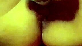 Jovencita Plays With Huge Toys